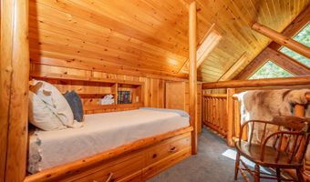 131 Gales Rd, Abbot, ME 04406