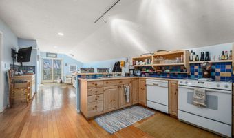 1071 32nd St, Allegan, MI 49010
