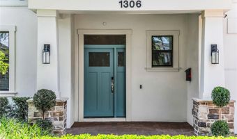 1306 W SMITH St, Orlando, FL 32804