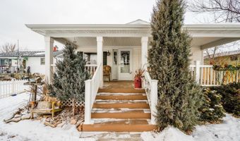 340 N Lobban Ave, Buffalo, WY 82834