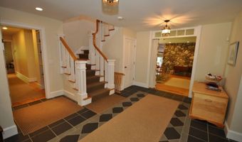 118 Woodlands Rd, Alton, NH 03810