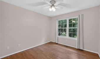 9 Harrington Dr, Bella Vista, AR 72714