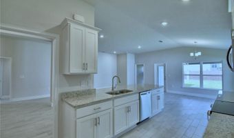 5427 WATERSIDE Dr, Auburndale, FL 33823