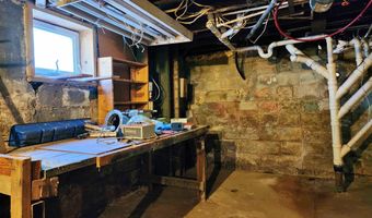 716 Woodworth Ave, Alma, MI 48801