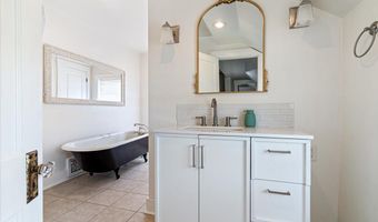 307 E Beaver St, Anderson, MO 64831