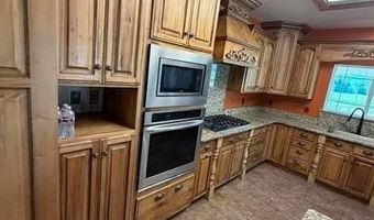 66 Bergeson Dr, Blackfoot, ID 83221