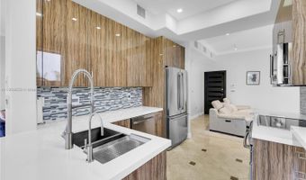 3015 NE 208th St 3015, Aventura, FL 33180