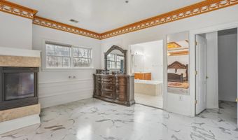 2205 DHOW Ct, Bowie, MD 20721