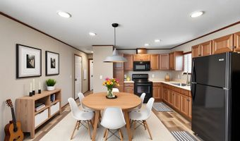 2803 Viewfield Ln, Almont, MI 48003