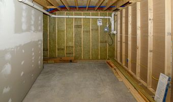 50 Braman St, Auburn, ME 04210