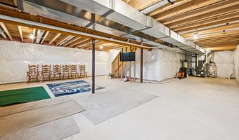 18 THOROUGHBRED Ct, Bridgeton, NJ 08302