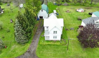 6748 Cedar St, Akron, NY 14001