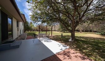 2305 Tresler Ave, Cody, WY 82414