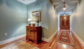 1600 CLARENDON Blvd W108, Arlington, VA 22209