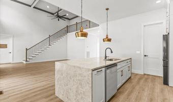 10541 E Brainerd Rd, Apison, TN 37302