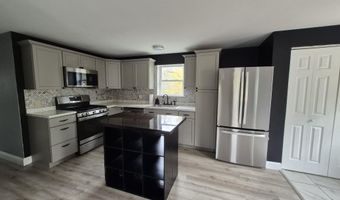 172 5th St, Bangor, ME 04401