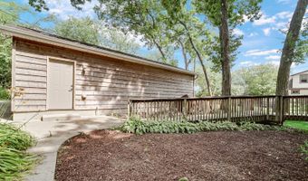 42034 N East Rd, Antioch, IL 60002