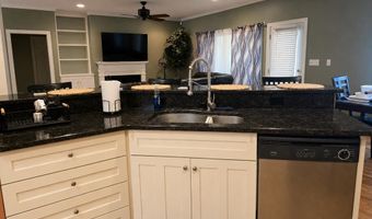 221 Fairway Cir, Americus, GA 31709