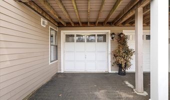 109 Peddlars Dr 109, Branford, CT 06405