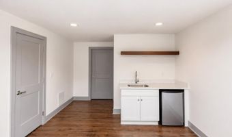 1706 SW Franklin Dr, Ankeny, IA 50023