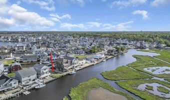 230 N Bay Dr, Bayville, NJ 08721