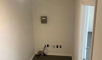 4216 EVERGREEN Ln 112, Annandale, VA 22003