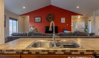 2953 E Ave, Cody, WY 82414