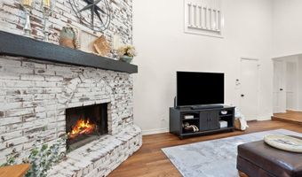 6931 Hillsboro Ct, Fort Wayne, IN 46835