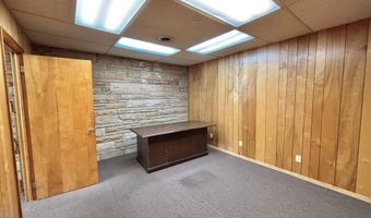 8 E Main St, Bloomfield, IN 47424