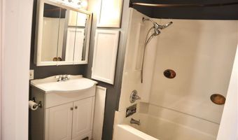 1310 W Kenwood Dr, Austin, IN 47102