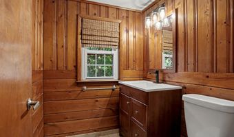 555 Lakeside Dr, Bridgeport, CT 06606