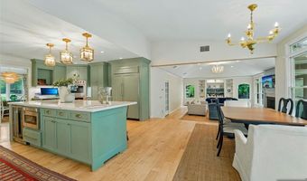 26 Bradrick Ln, Allendale, NJ 07401