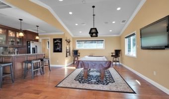 1044 S Burlwood Dr, Anaheim, CA 92807
