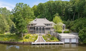 7635 Sandy Hollow Ln SE, Alto, MI 49302