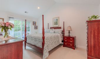 105 Congressional Dr, Cape May Court House, NJ 08210