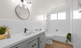 1241 Park Ave, Alameda, CA 94501