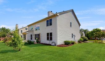 1291 White Chapel Ln, Algonquin, IL 60102