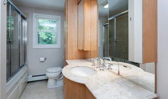 27 Hayes Ave, Beverly, MA 01915
