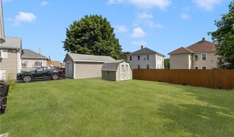 19 Bouvier Ave, Lincoln, RI 02838