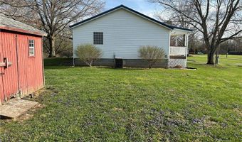 202 Blackbird Dr, Ashton, WV 25503
