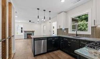 1658 Altadena, Atlanta, GA 30311