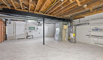 9407 WADSWORTH Dr, Bethesda, MD 20817