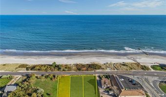 811 Ocean Rd, Narragansett, RI 02882