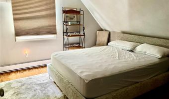 15 Deangelis Dr, Narragansett, RI 02882