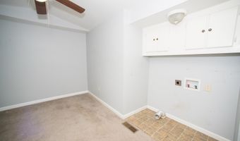 631 W 8th St, Bicknell, IN 47512