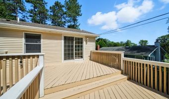 30 Lakeshore Dr, Alloway, NJ 07422