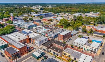 302 C Water St, Bainbridge, GA 39817