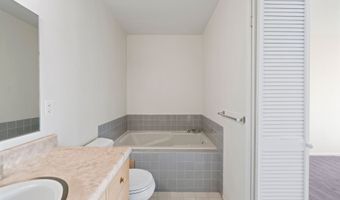 285 WALDORF Pl, Astoria, OR 97103