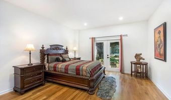 423 College Blvd, Alamo Heights, TX 78209