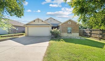 405 Magnolia St, Hico, TX 76457